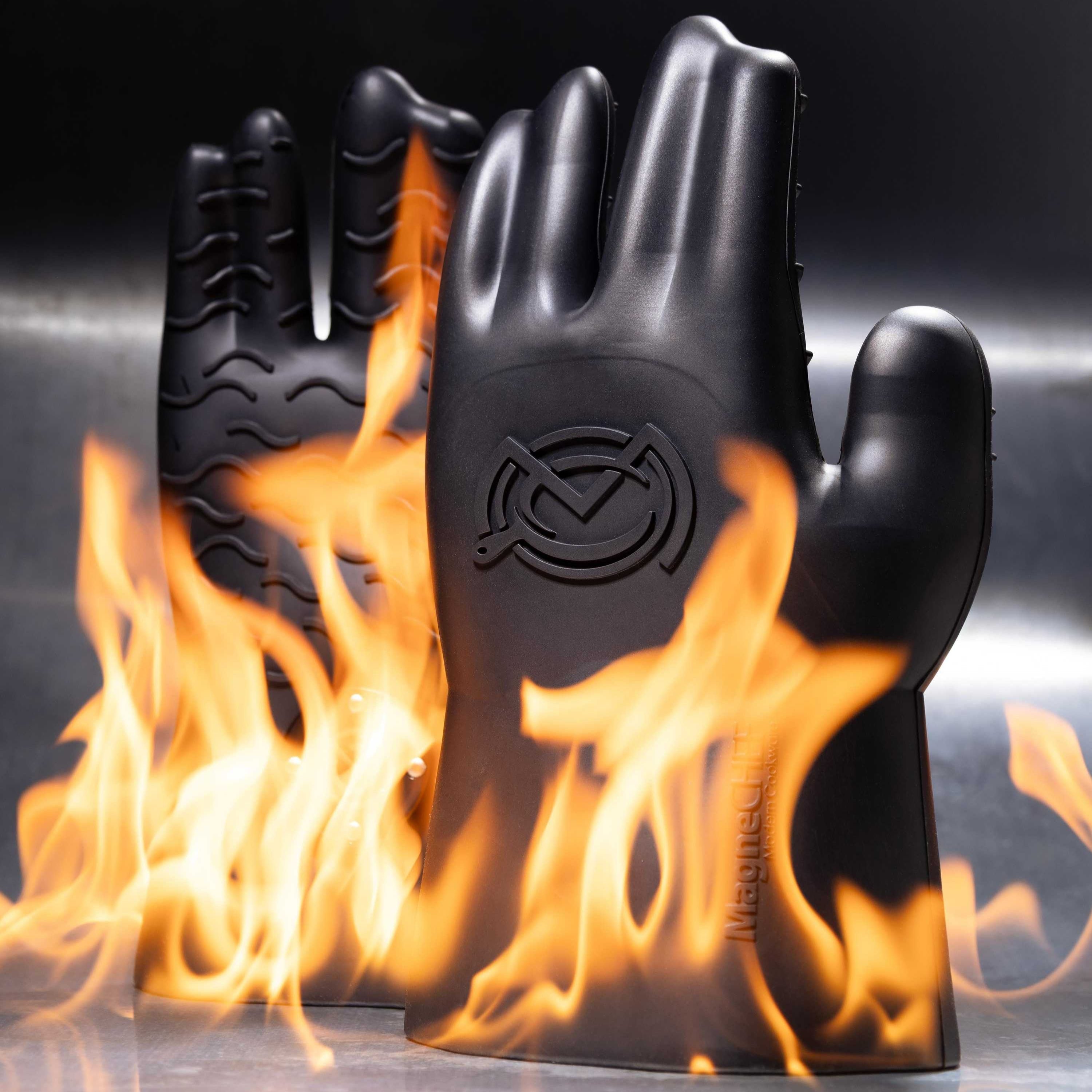  MagneCHEF Magnetic Easy On & Off BBQ Gloves
