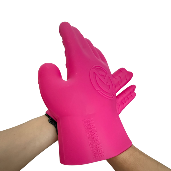 PINK - MagneCHEF Magnetic Easy On & Off BBQ Gloves