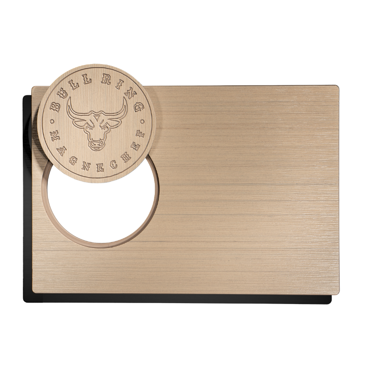 Bullring Magnetic Mess-Free Cutting Board (small - 10" X 15")